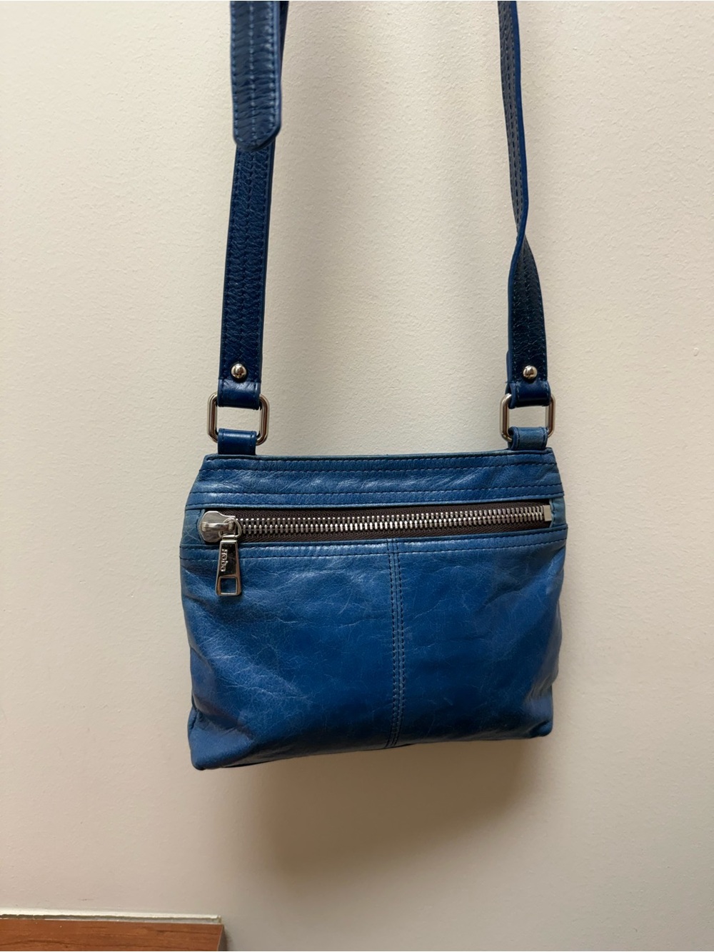 HOBO International Vintage Blue Leather Crossbody Bag EUC